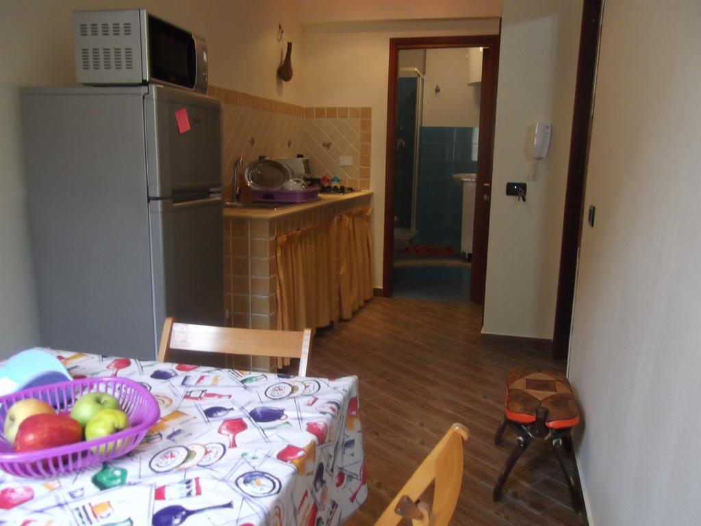 Zu Pippinu Apartment กัสเตลลัมมาเร เดล โกลโฟ ห้อง รูปภาพ