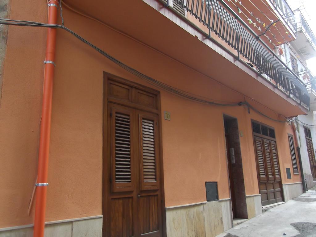 Zu Pippinu Apartment กัสเตลลัมมาเร เดล โกลโฟ ภายนอก รูปภาพ