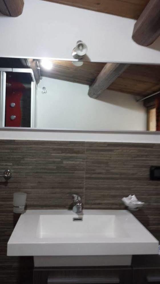 Zu Pippinu Apartment กัสเตลลัมมาเร เดล โกลโฟ ภายนอก รูปภาพ