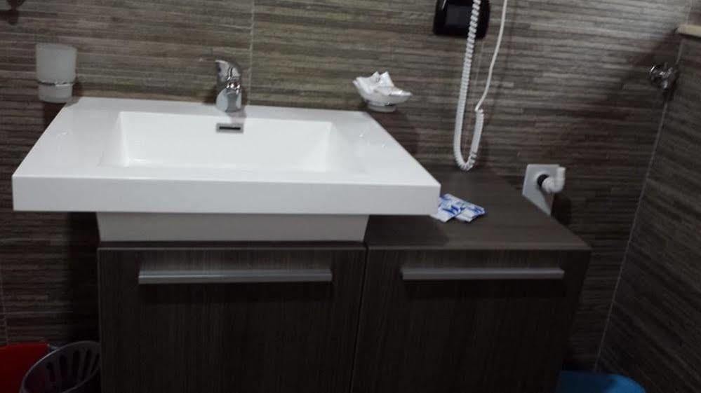 Zu Pippinu Apartment กัสเตลลัมมาเร เดล โกลโฟ ภายนอก รูปภาพ