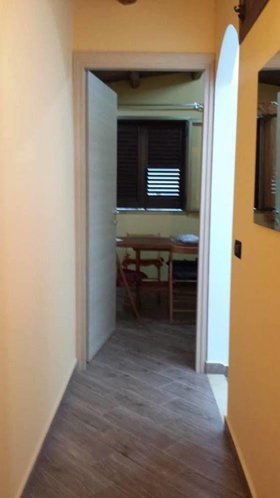 Zu Pippinu Apartment กัสเตลลัมมาเร เดล โกลโฟ ภายนอก รูปภาพ